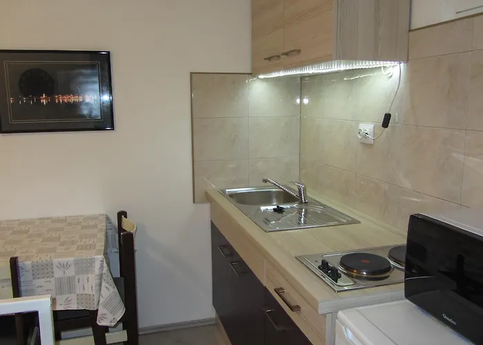 Uradi Sam Apartament *