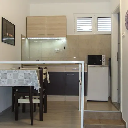 Apartamento Uradi Sam