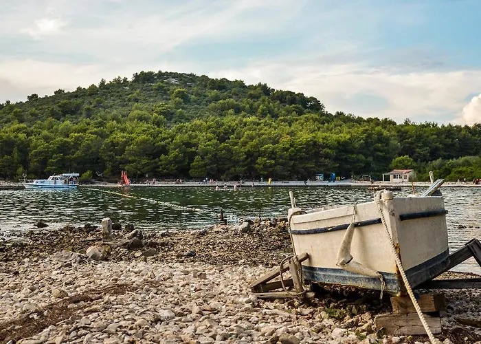 Uradi Sam * Kukljica