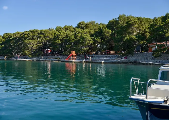 Apartman Uradi Sam *